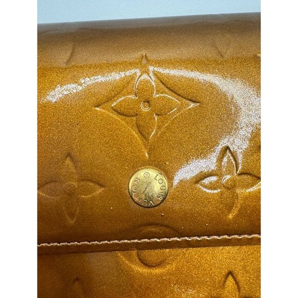 Louis Vuitton Monogram Vernis Cuir Verni Wallet In Shimmering Gold - Picture 3 of 14